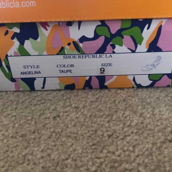 Women’s nude wrap heel. Size 9. - Picture 3 of 6